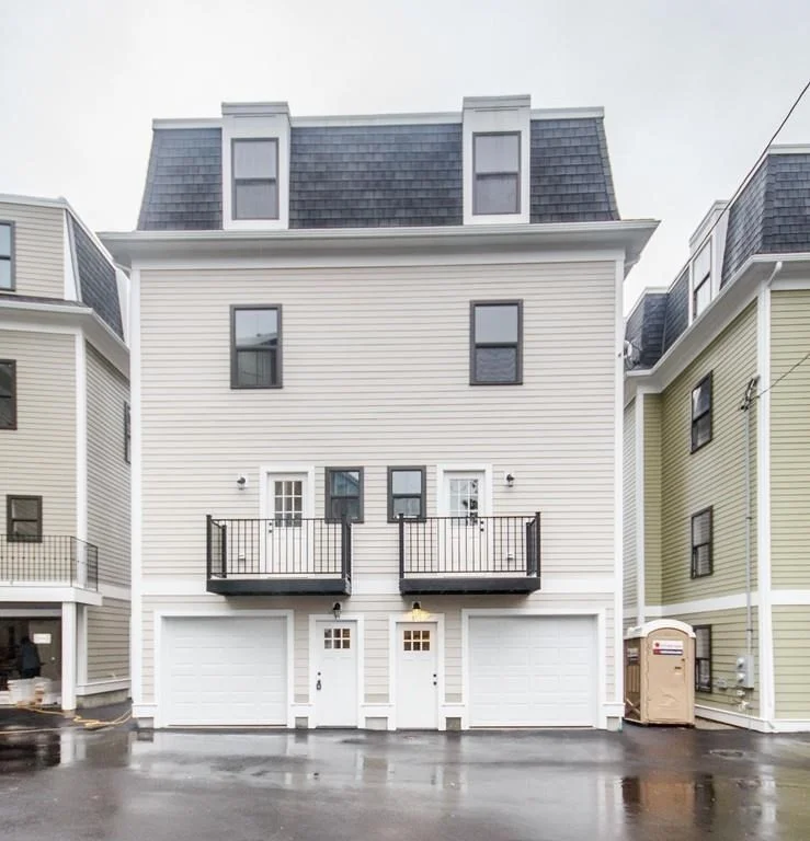 3 bed, 2 bath apartment for rent at 51A River St Unit A, Dorchester — photo 17 of 17