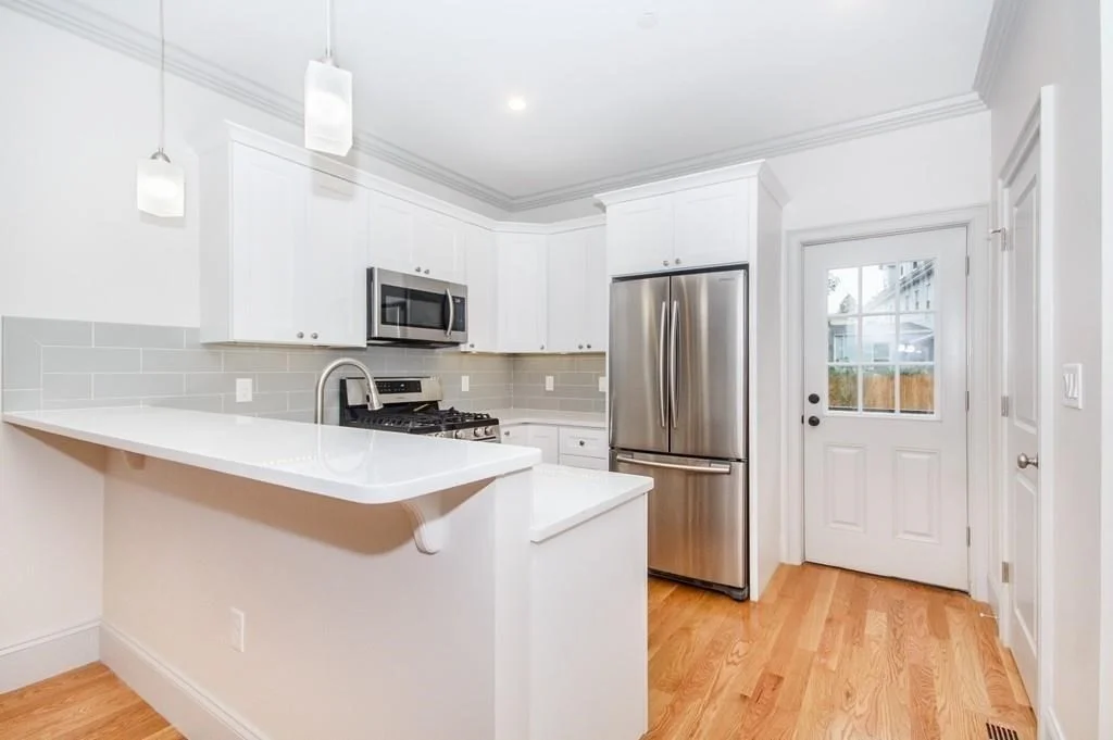 3 bed, 2 bath apartment for rent at 51A River St Unit A, Dorchester — photo 1 of 17