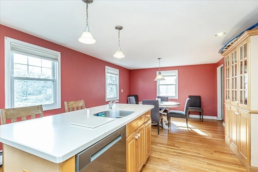 3 bed, 1 bath apartment for rent at 52 Albemarle Ave Unit 52, Lexington — photo 8 of 23