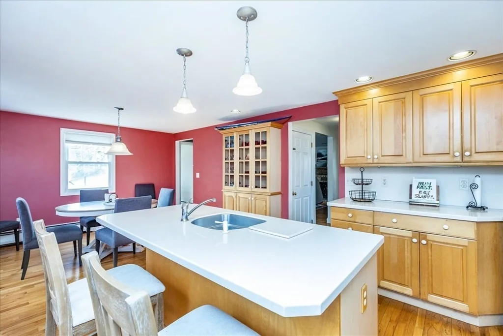3 bed, 1 bath apartment for rent at 52 Albemarle Ave Unit 52, Lexington — photo 6 of 23