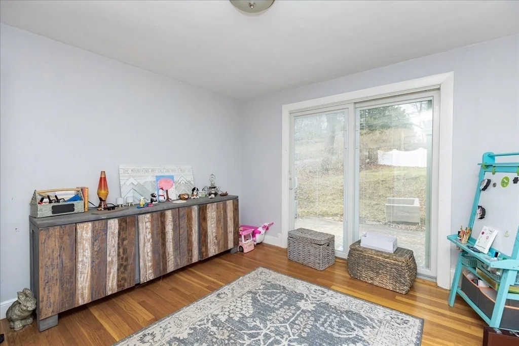 3 bed, 1 bath apartment for rent at 52 Albemarle Ave Unit 52, Lexington — photo 12 of 23