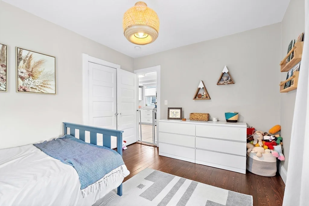 4 bed, 2 bath apartment for rent at 52 Beechwood Ave Unit 2, Watertown — photo 10 of 24