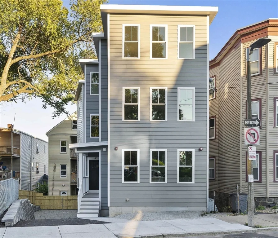 3 bed, 2 bath apartment for rent at 52 Bellevue St Unit 1, Dorchester — photo 15 of 18