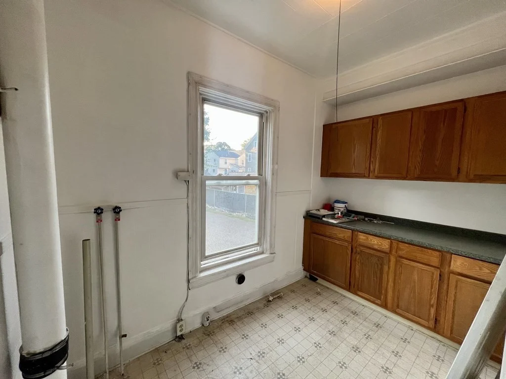 3 bed, 1 bath apartment for rent at 52 Broad St Unit 1, North Attleboro — photo 7 of 19