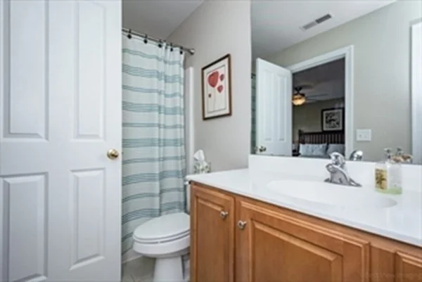 2 bed, 2 bath apartment for rent at 52 Buttercup Ln Unit 52, Grafton — photo 12 of 21