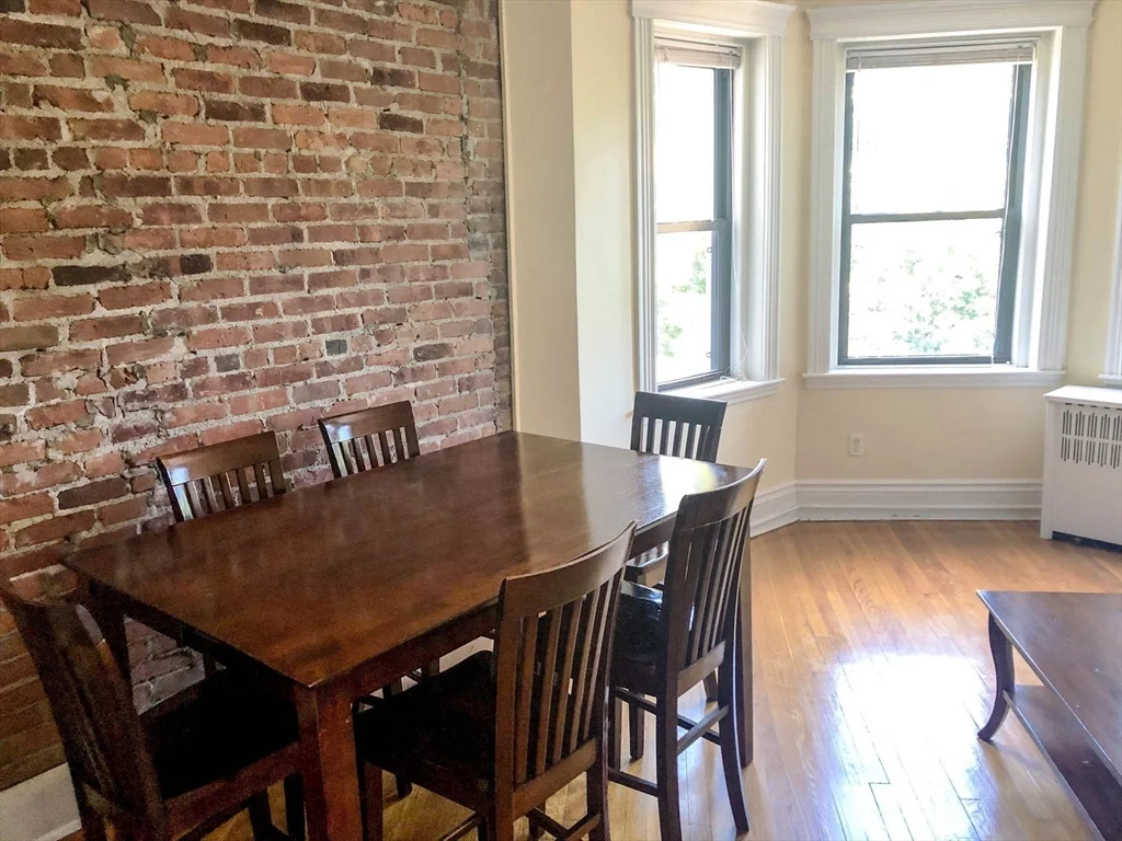 1 bed, 1 bath apartment for rent at 52 Charlesgate Circle Unit 174, East Amherst — photo 4 of 12