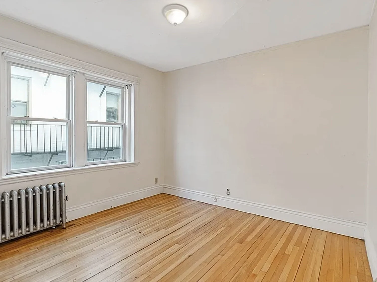 2 bed, 1 bath apartment for rent at 52 Charlesgate E Unit 170, Fenway — photo 2 of 11