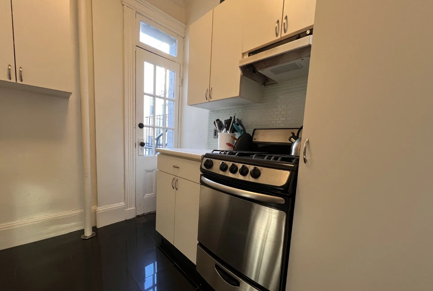 1 bed, 1 bath apartment for rent at 52 Charlesgate E Unit 174, Fenway — photo 6 of 9