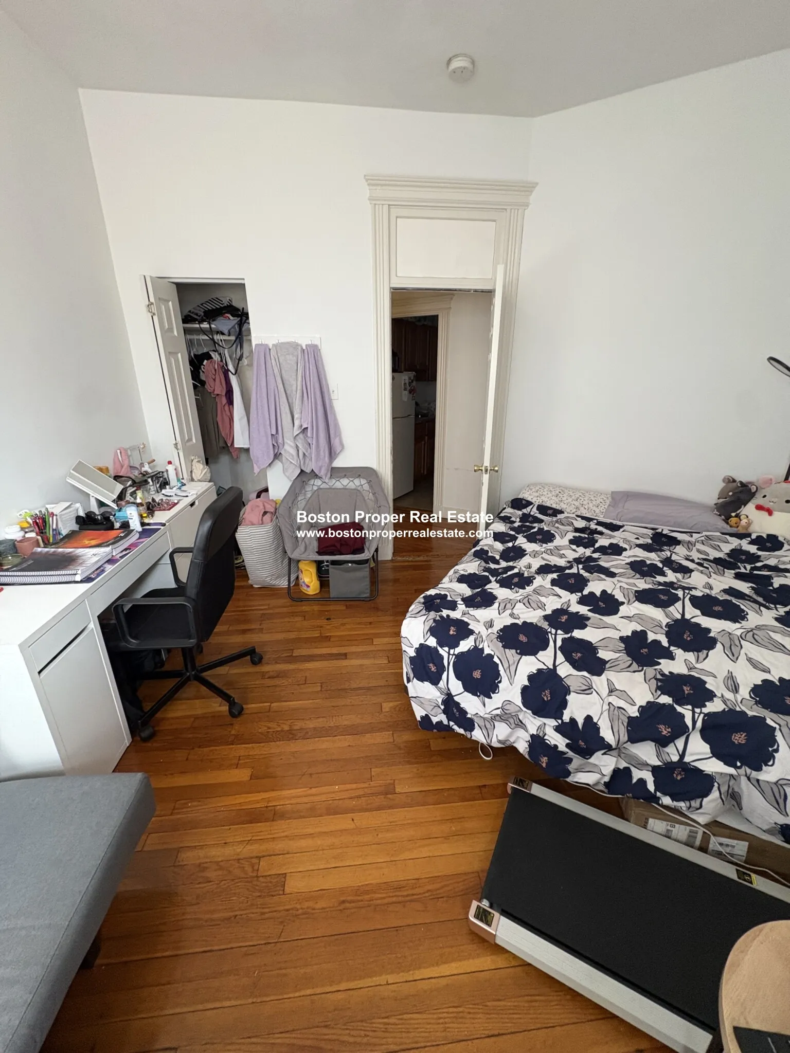 3 bed, 1 bath apartment for rent at 52 Charlesgate East Unit 154, Fenway — photo 3 of 12