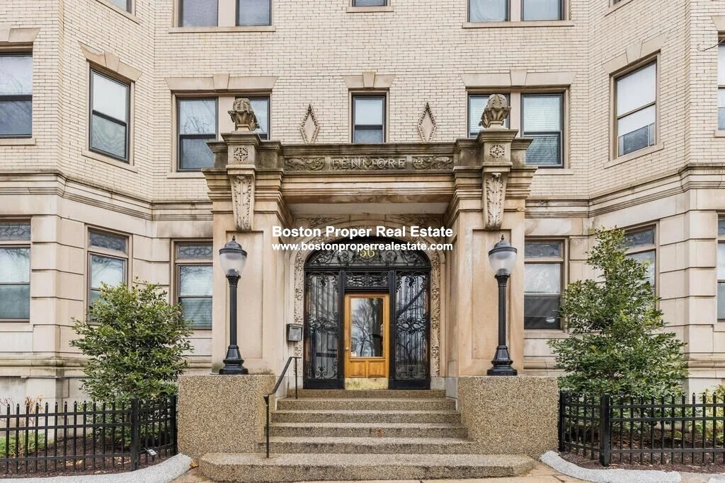 2 bed, 1 bath apartment for rent at 52 Charlesgate East Unit 167, Fenway — photo 11 of 13