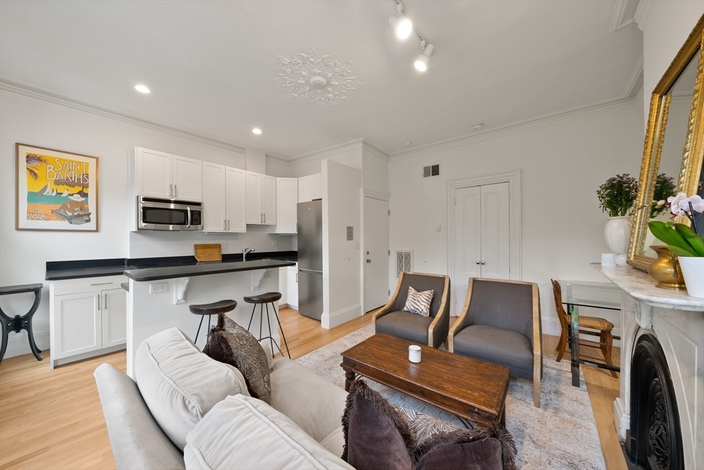 1 bed, 1 bath apartment for rent at 52 Clarendon St Unit 2FURNISHED, South End — photo 6 of 15