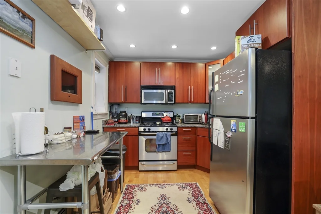 1 bed, 1 bath apartment for rent at 52 Cooper St Unit 1, North End — photo 8 of 18