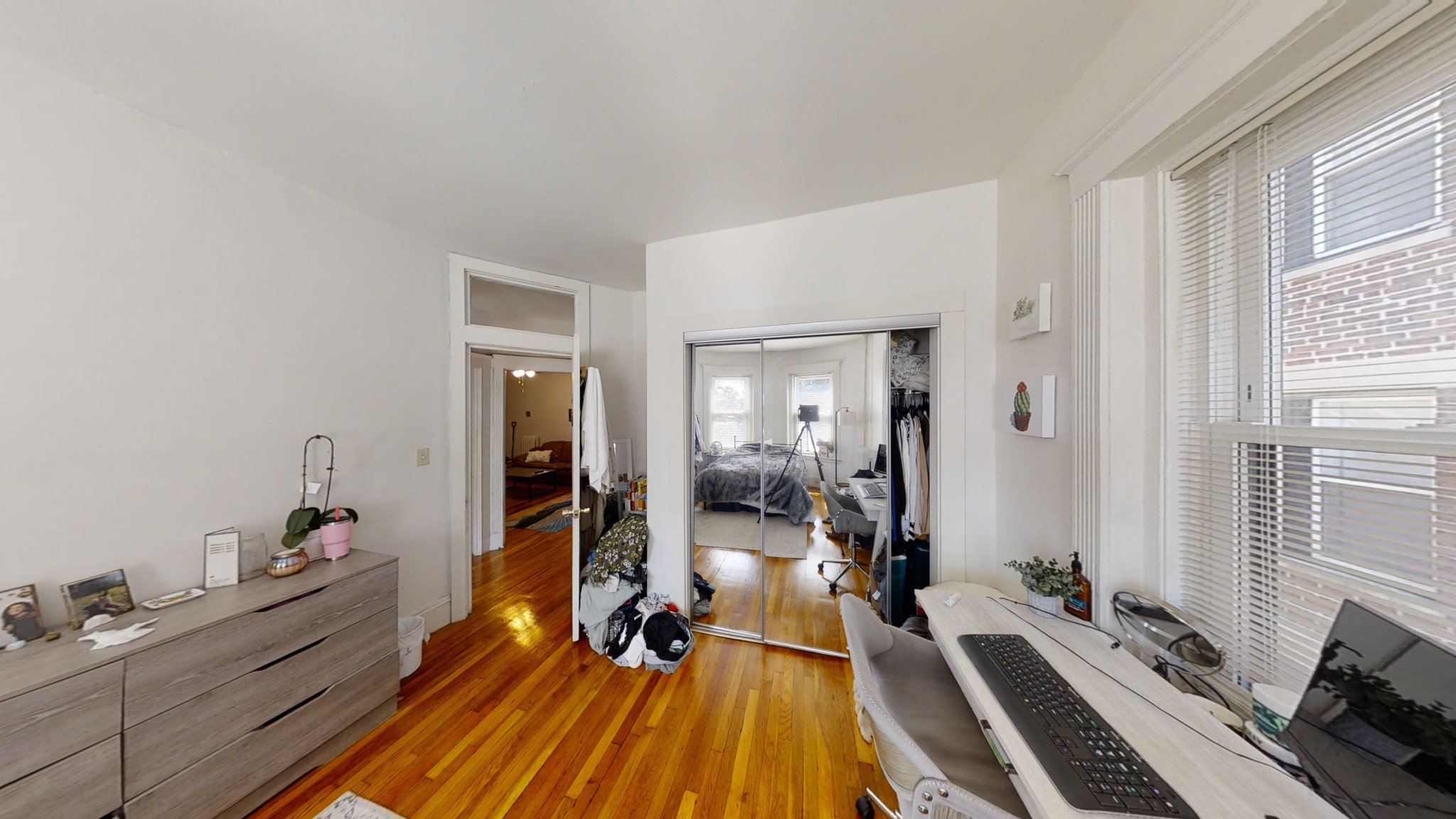 3 bed, 1.5 bath apartment for rent at 52 Cummings Rd Unit 3, Brighton — photo 4 of 20