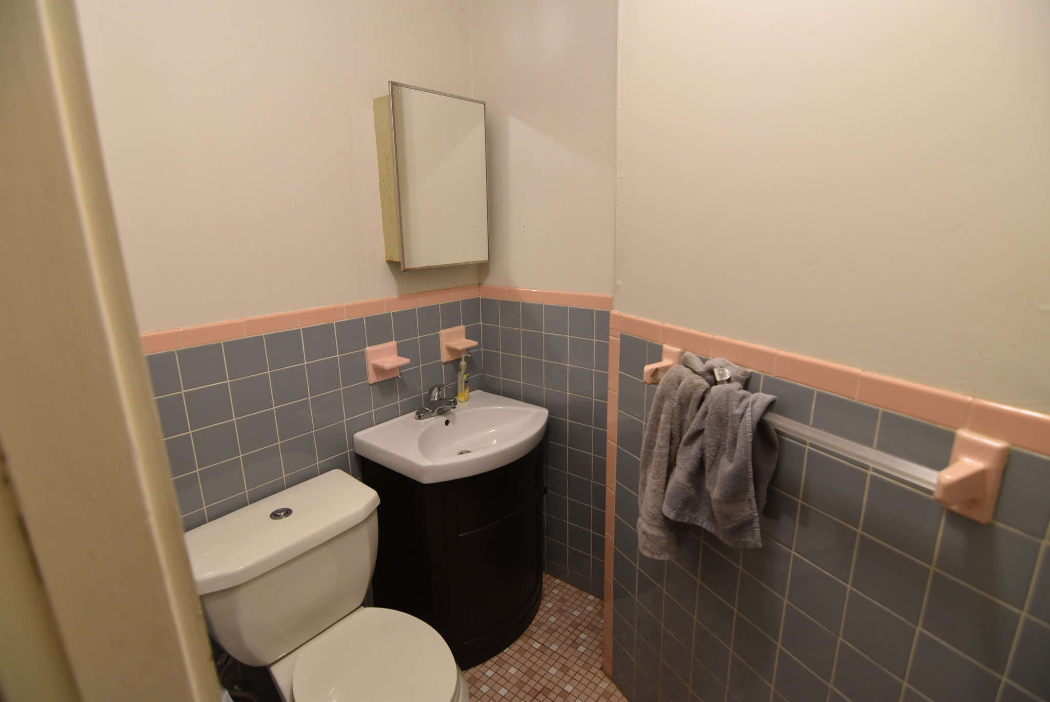 3 bed, 1.5 bath apartment for rent at 52 Cummings Rd Unit 3, Brighton — photo 11 of 20