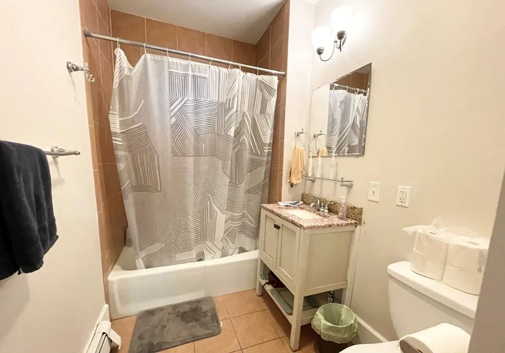 3 bed, 1 bath apartment for rent at 52 Delle Ave Unit 1, Mission Hill — photo 13 of 14