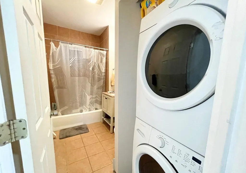 3 bed, 1 bath apartment for rent at 52 Delle Ave Unit 1, Mission Hill — photo 14 of 14