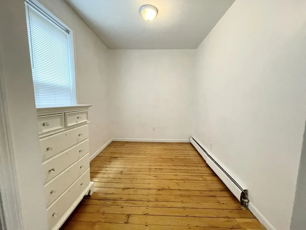 4 bed, 1 bath apartment for rent at 52 Delle Ave Unit 2, Mission Hill — photo 11 of 14