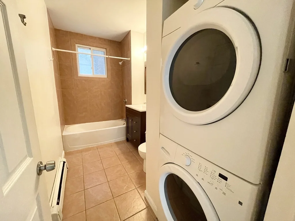4 bed, 1 bath apartment for rent at 52 Delle Ave Unit 2, Mission Hill — photo 14 of 14