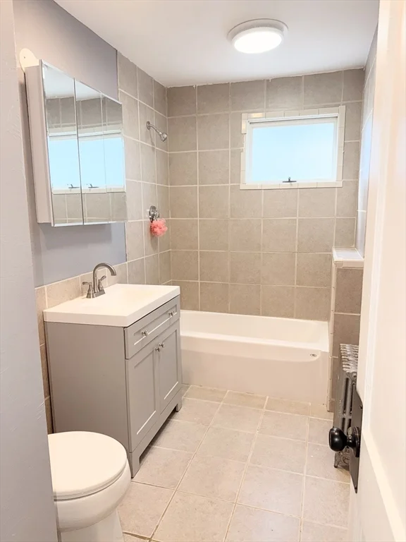 3 bed, 1 bath apartment for rent at 52 Fairfax Rd Unit 1, Worcester — photo 7 of 10