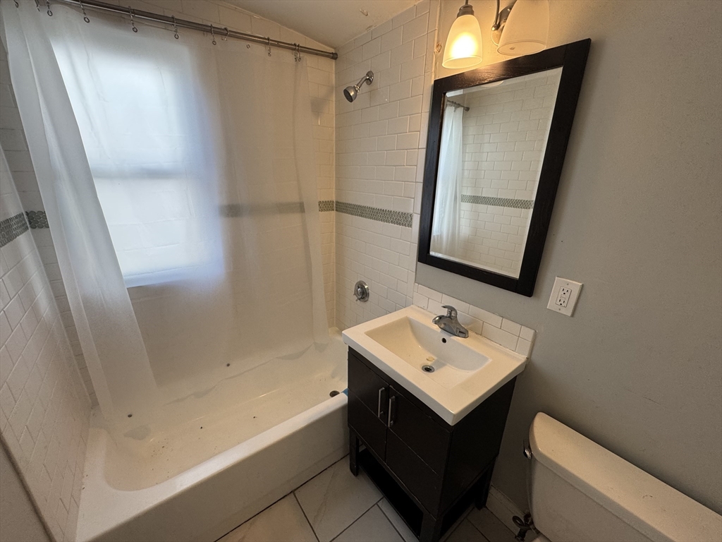 4 bed, 2 bath apartment for rent at 52 Faunce Unit 2, Mattapan — photo 20 of 22