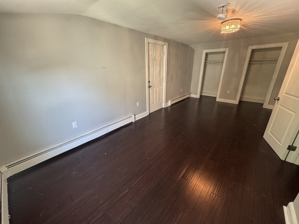 4 bed, 2 bath apartment for rent at 52 Faunce Unit 2, Mattapan — photo 4 of 22