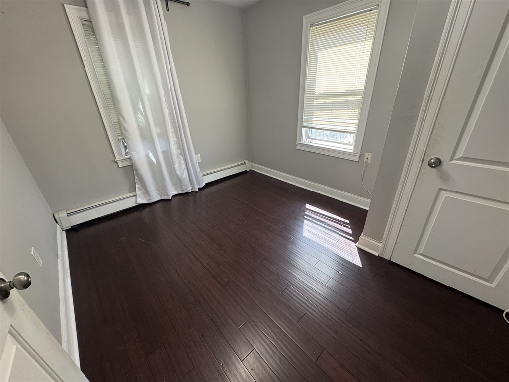 4 bed, 2 bath apartment for rent at 52 Faunce Unit 2, Mattapan — photo 10 of 22
