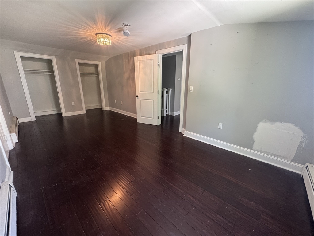 4 bed, 2 bath apartment for rent at 52 Faunce Unit 2, Mattapan — photo 3 of 22
