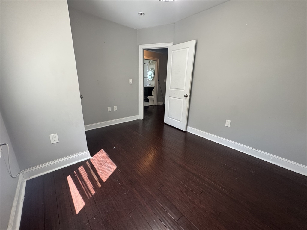 4 bed, 2 bath apartment for rent at 52 Faunce Unit 2, Mattapan — photo 8 of 22
