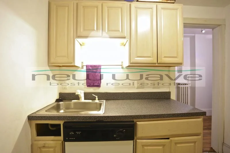Studio bed, 1 bath apartment for rent at 52 Fenway Unit 1, Fenway — photo 18 of 22