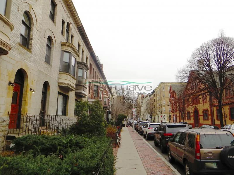 Studio bed, 1 bath apartment for rent at 52 Fenway Unit 1, Fenway — photo 11 of 22