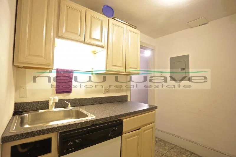 Studio bed, 1 bath apartment for rent at 52 Fenway Unit 1, Fenway — photo 16 of 22