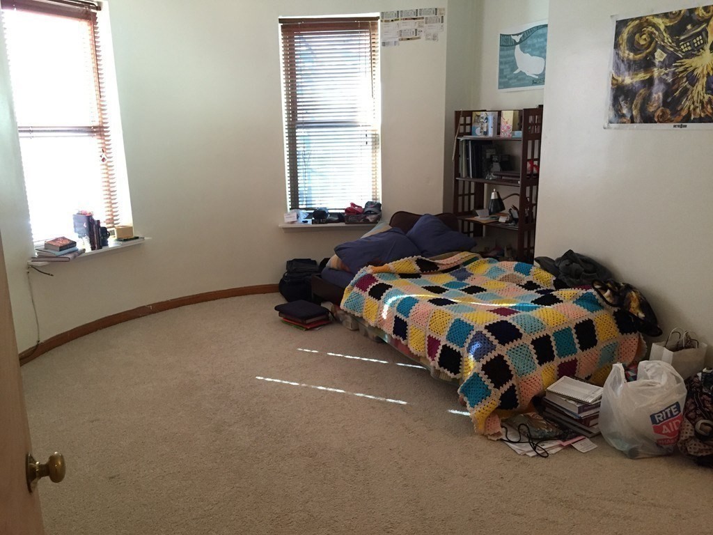 2 bed, 1 bath apartment for rent at 52 Gainsborough St Unit 2, Fenway — photo 4 of 6