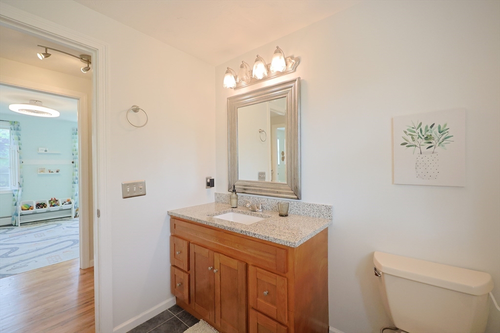 3 bed, 2 bath apartment for rent at 52 Galway Dr, North Attleboro — photo 16 of 42