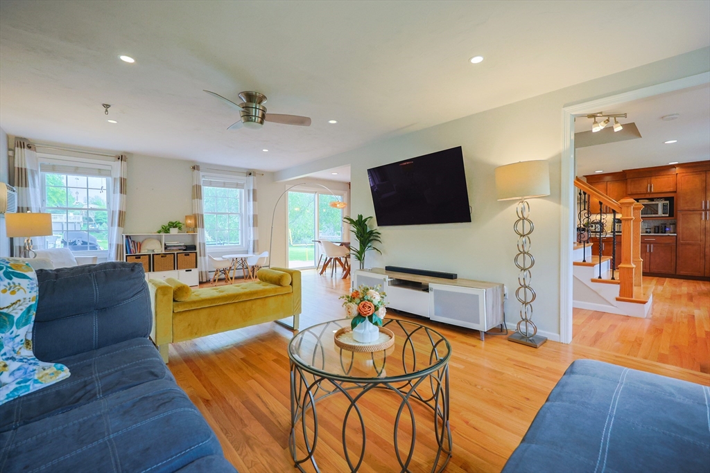 3 bed, 2 bath apartment for rent at 52 Galway Dr, North Attleboro — photo 37 of 42