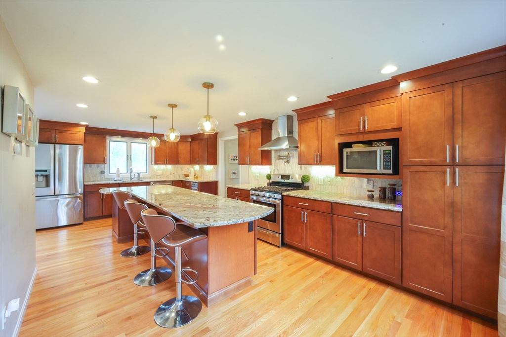 3 bed, 2 bath apartment for rent at 52 Galway Dr, North Attleboro — photo 24 of 42