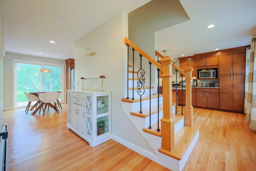 3 bed, 2 bath apartment for rent at 52 Galway Dr, North Attleboro — photo 8 of 42