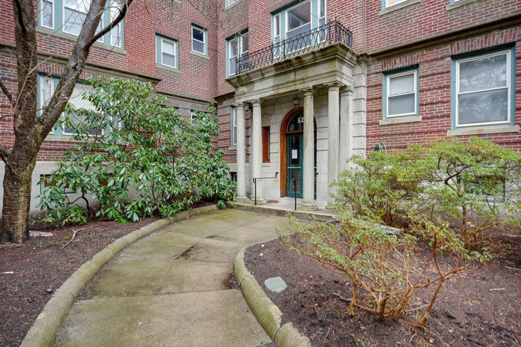 1 bed, 1 bath apartment for rent at 52 Garden St Unit 4, Harvard Square — photo 20 of 23