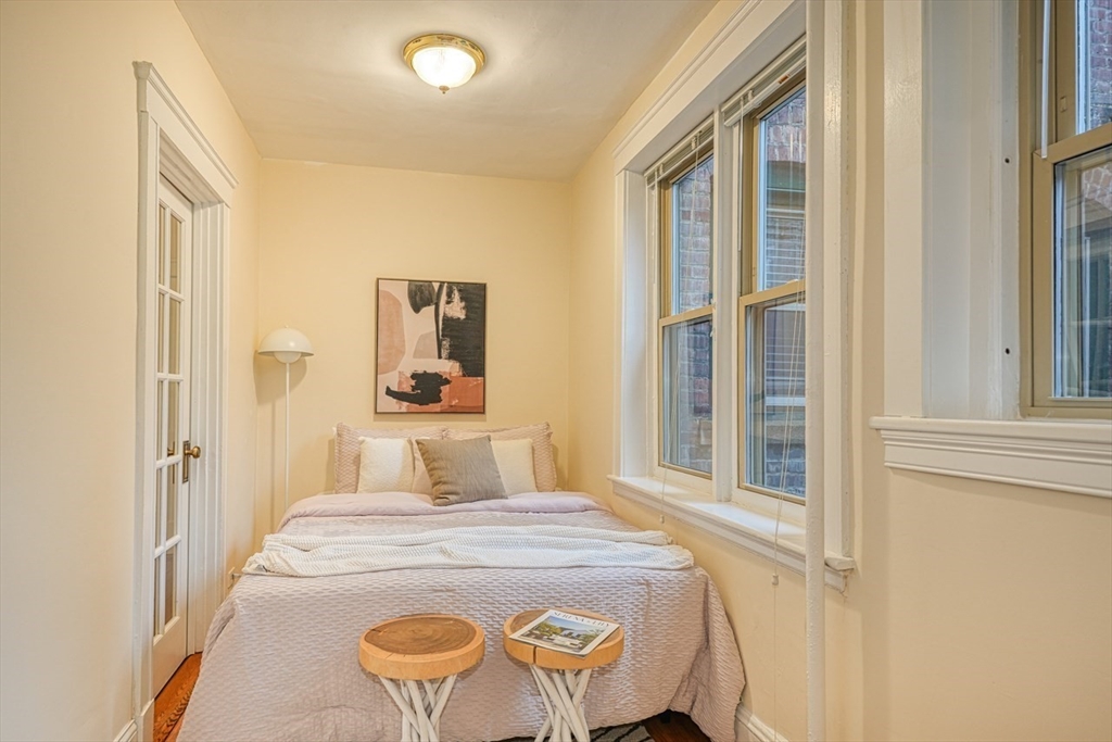 1 bed, 1 bath apartment for rent at 52 Garden St Unit 4, Harvard Square — photo 12 of 23