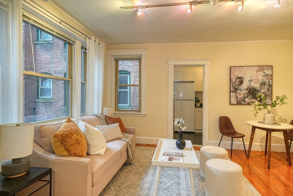 1 bed, 1 bath apartment for rent at 52 Garden St Unit 4, Harvard Square — photo 7 of 23