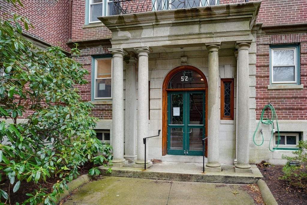 1 bed, 1 bath apartment for rent at 52 Garden St Unit 4, Harvard Square — photo 19 of 23