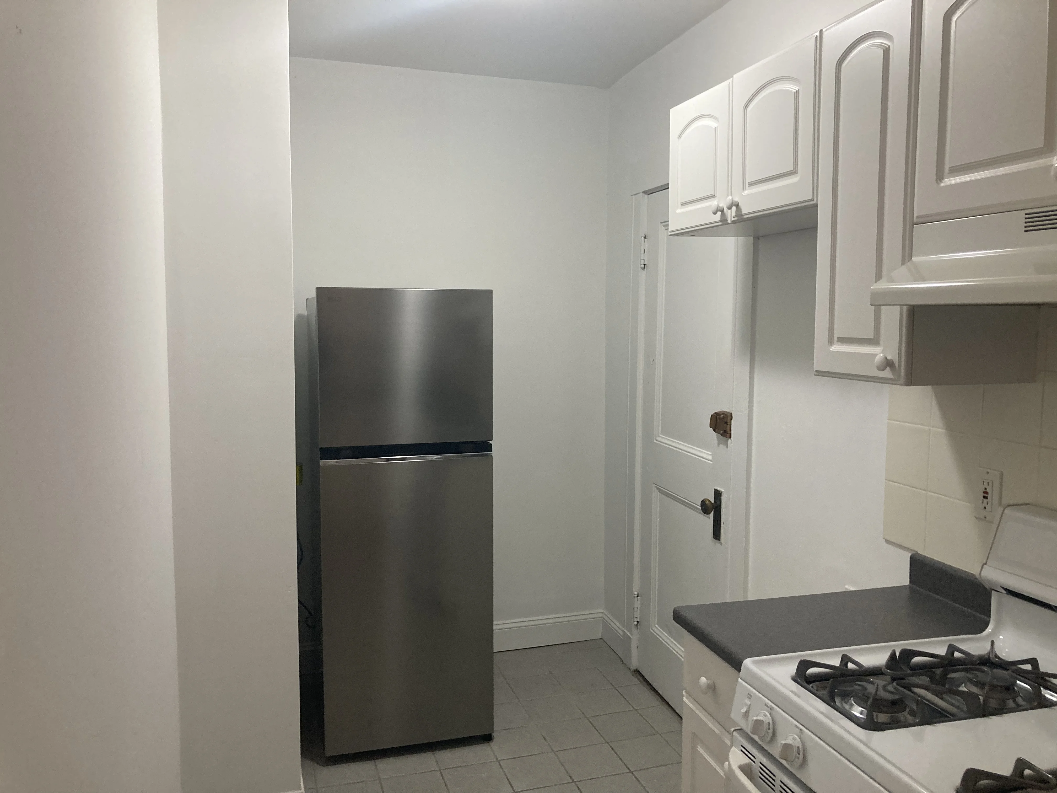 1.5 bed, 1 bath apartment for rent at 52 Garden St Unit 44, Neighborhood Nine