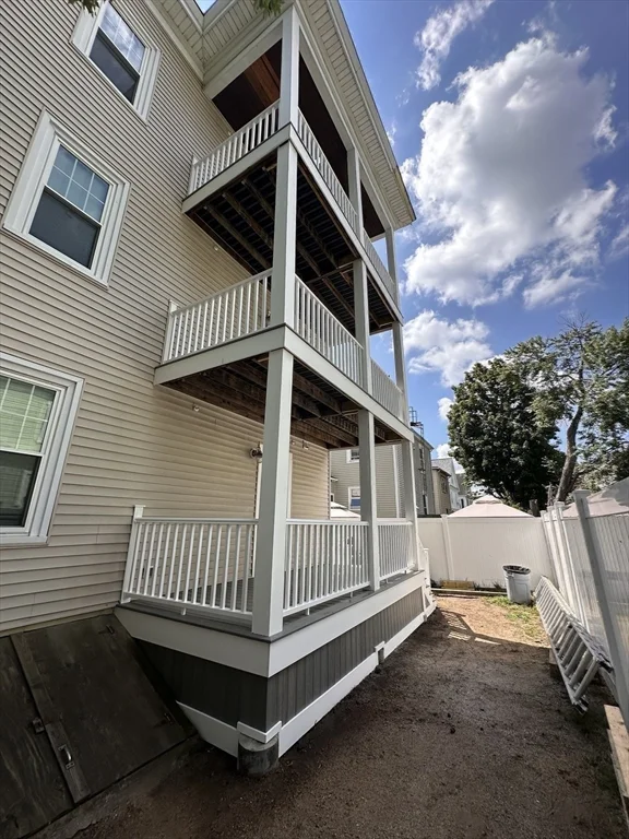 3 bed, 1 bath apartment for rent at 52 Garfield Ave Unit 2, Medford — photo 21 of 23