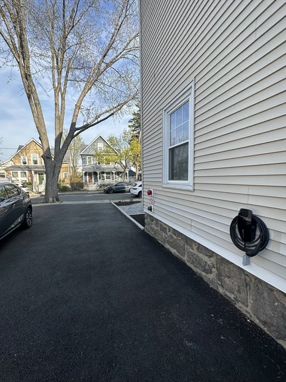 3 bed, 1 bath apartment for rent at 52 Garfield Ave Unit 2, Medford — photo 18 of 23