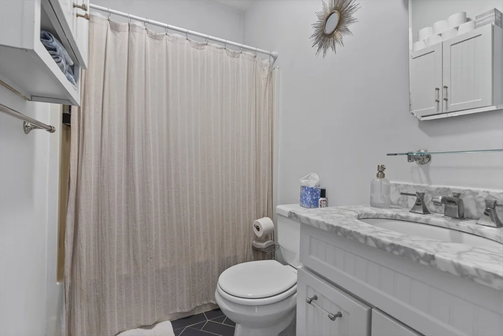 1 bed, 1 bath apartment for rent at 52 H St Unit 2, South Boston — photo 11 of 15