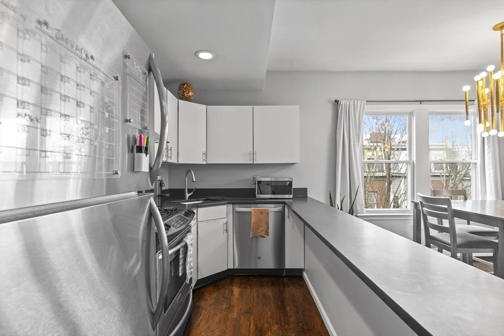 1 bed, 1 bath apartment for rent at 52 H St Unit 2, South Boston — photo 2 of 15