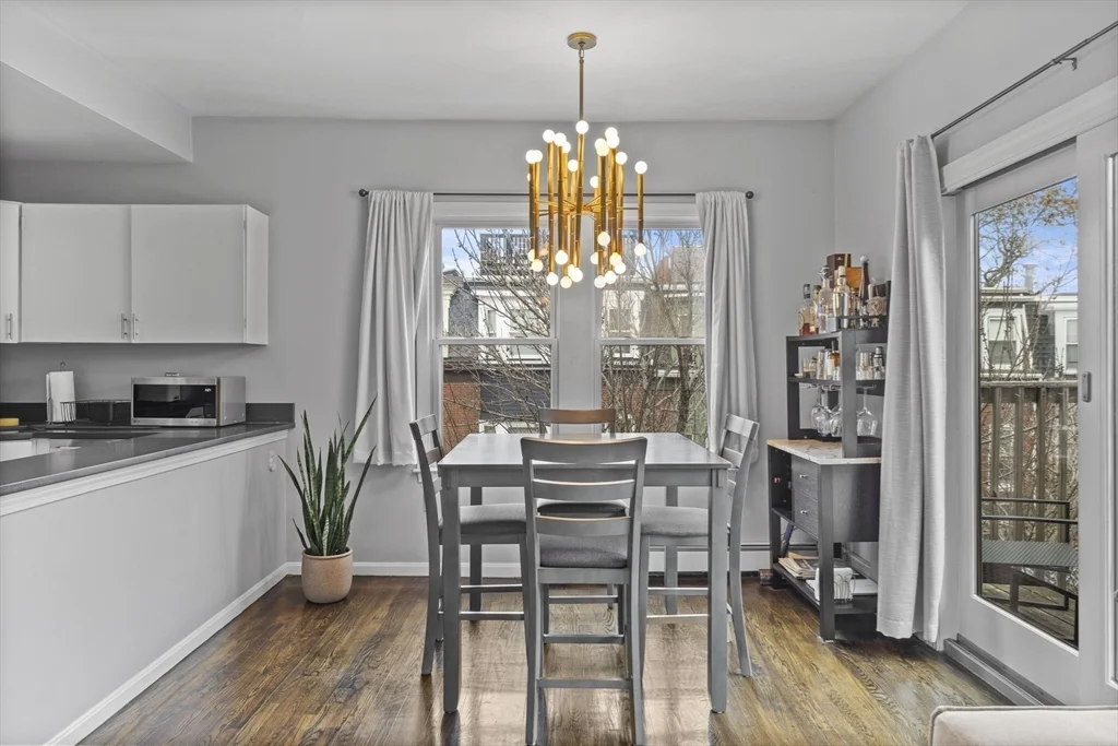 1 bed, 1 bath apartment for rent at 52 H St Unit 2, South Boston — photo 3 of 15