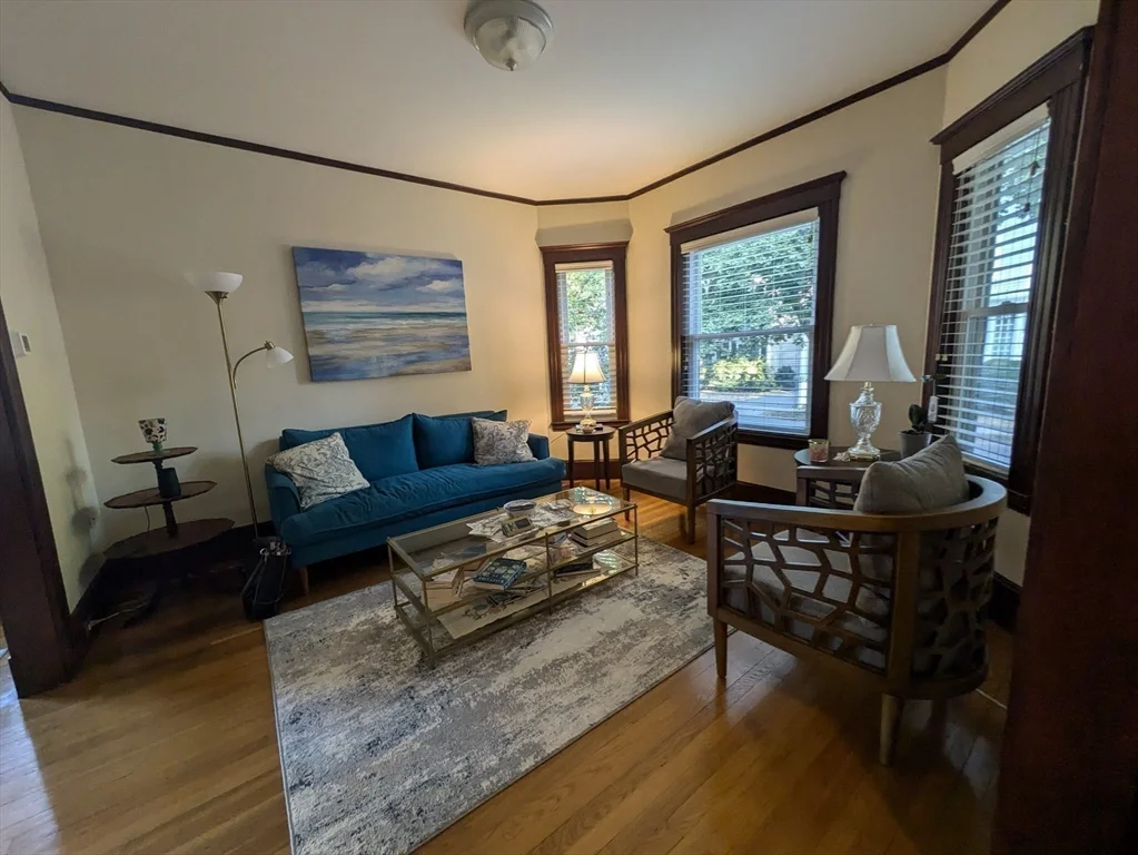 2 bed, 1.5 bath apartment for rent at 52 Hawthorne St Unit 1, Belmont — photo 6 of 17