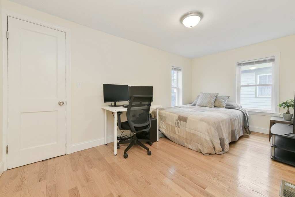 3 bed, 1 bath apartment for rent at 52 High St Unit 1, Woburn Highlands — photo 7 of 22