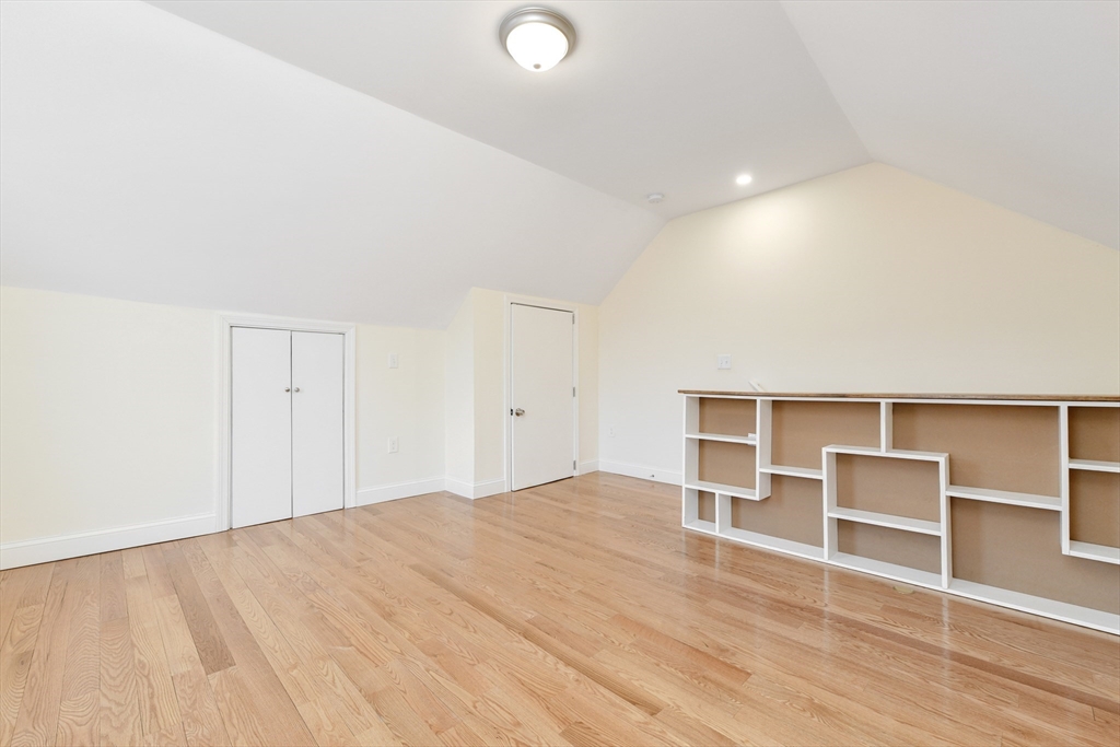 3 bed, 1 bath apartment for rent at 52 High St Unit 1, Woburn Highlands — photo 11 of 22