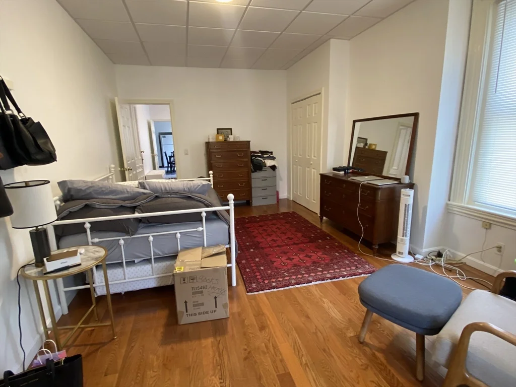 1 bed, 1 bath apartment for rent at 52 Highland Ave Unit 1, Prospect Hill — photo 6 of 7